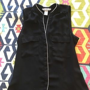 Black and White Sleeveless Top